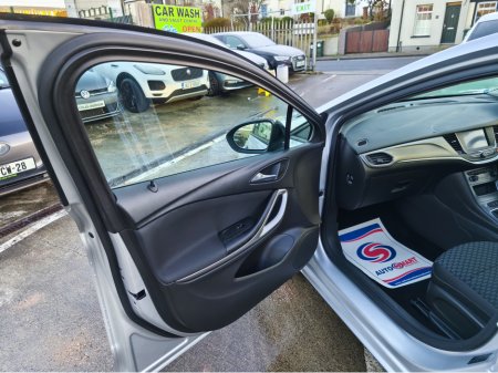 2021 Opel Astra 2021 Opel Astra AA Approved 1 Year Warranty €13,950 thumbnail