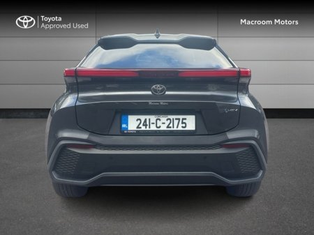 2024 Toyota C-HR - view 4