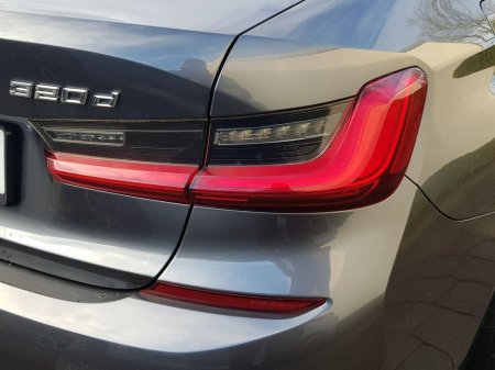 2019 BMW 3 Series 320d M Sport thumbnail