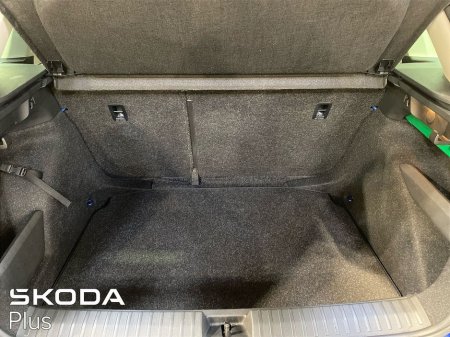 2023 Skoda Kamiq Style 1.0TSI 110bhp *Black Pack* €25,950 thumbnail