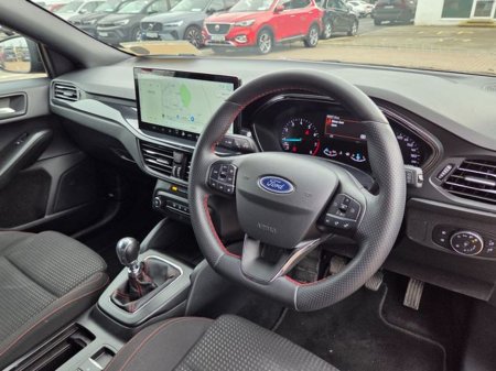 2024 Ford Focus - thumbnail 8