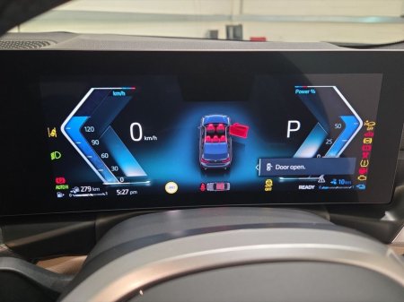 2026 BMW 3 Series 330e M Sport Saloon thumbnail