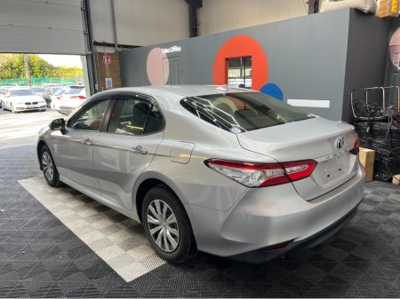 2020 Toyota Camry - photo 4