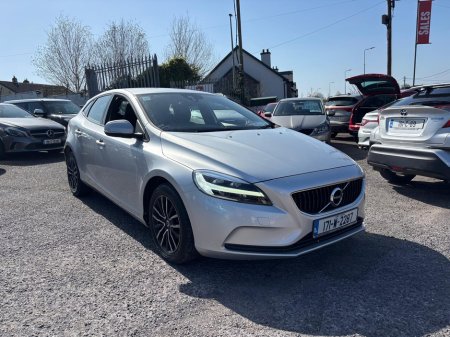 2017 Volvo V40 D2 MOMENTUM ED 5DR   FINANCE  ARRANGED €12,950