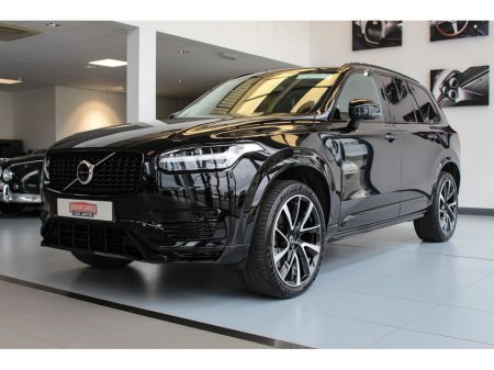 2022 Volvo XC90 RECHARGE T8 ULTIMATE DARK AWD €59,899 thumbnail