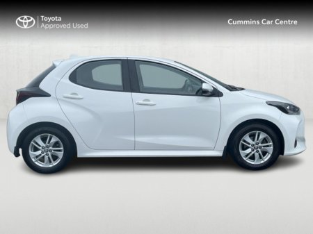 2022 Toyota Yaris 1.0 LUNA 5DR H/B €18,800