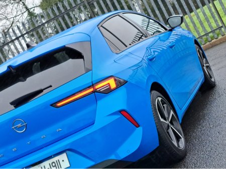 2025 Opel Astra ELEGANCE 1.2TURBO 110BHP **REVERSING CAMERA** €29,950 thumbnail