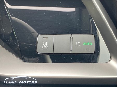 2024 Audi A3 SPORTBACK 30 TDI 116HP SE 4DR €31,950 thumbnail