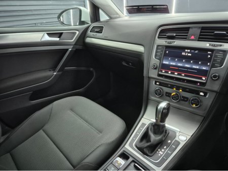 2016 Volkswagen Golf - thumbnail 7