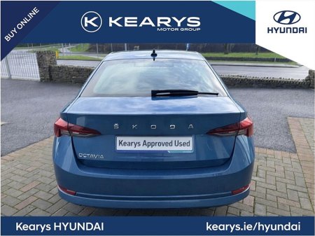 2021 Skoda Octavia - thumbnail 2