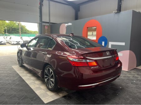 2017 Honda Accord €18950! 2017 HONDA ACCORD 2.0 HYBRID / 79k KMs / HEATED SEATS , REVERSE CAMERA , ADAPTIVE CRUISE & MORE €18,950