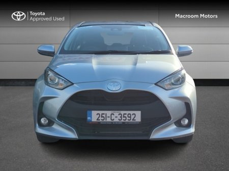 2025 Toyota Yaris - thumbnail 5