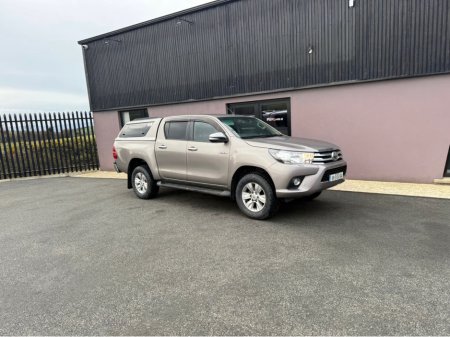 2018 Toyota Hilux - thumbnail 1