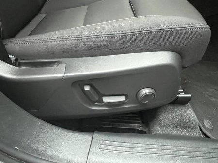 2021 Volvo XC40 €30950 2021 VOLVO XC40 RECHARGE PLUG-IN HYBRID T5 1.5 AUTOMATIC / CRUISE CONTROL / 360° PARKING CAMERA / ELECTRIC MEMORY & HEATED SEATS / HEATED STEERING WHEEL / APPLE CARPLAY €30,950 thumbnail