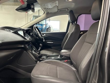 2018 Ford Kuga - thumbnail 6