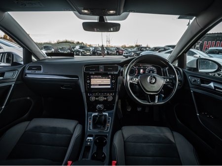 2017 Volkswagen Golf 172 Golf 1.0tsi HIGHLINE/FSH/High spec/1yr warrant €16,888 thumbnail