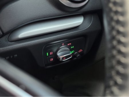 2014 Audi A3 Saloon ( 142 REG ) SALOON 1.4 TFSI PRIVACY GLASS REVERSING CAMERA - PARKING SENSORS ALLOYS - SIMI DEALER - LOW ROAD TAX BAND €14,750 thumbnail