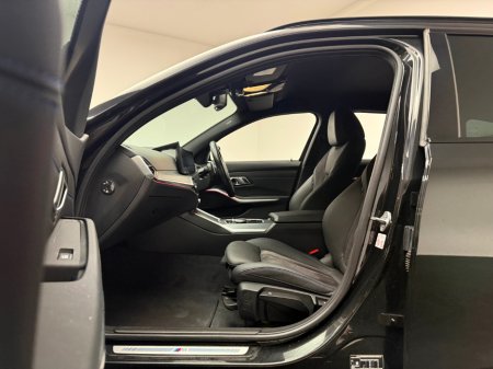 2023 BMW 3 Series - thumbnail 14