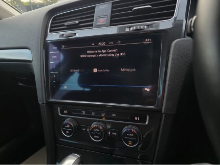 2017 Volkswagen Golf ( 172 REG ) NEW MODEL 1.2 TSI CARPLAY ANDROIDAUTO  LANE ASSIST  ALLOYS €15,450 thumbnail