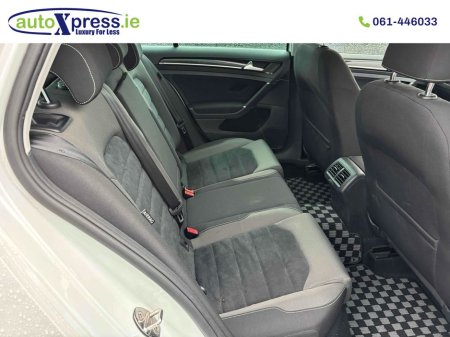 2017 Volkswagen Golf - thumbnail 12