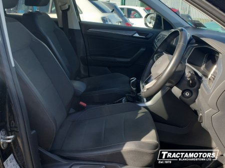 2024 Volkswagen T-Roc - thumbnail 19