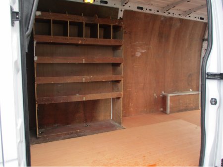 2021 Nissan NV400 - thumbnail 13