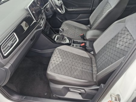 2022 Volkswagen T-Roc - thumbnail 22