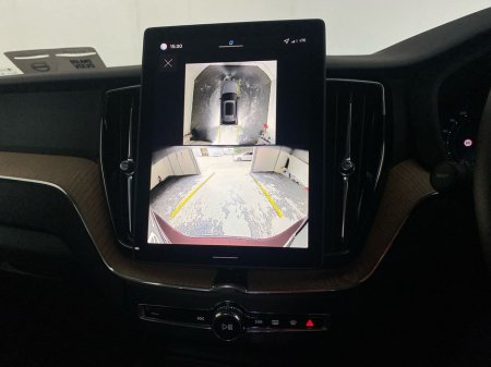 2026 Volvo XC60 - thumbnail 24