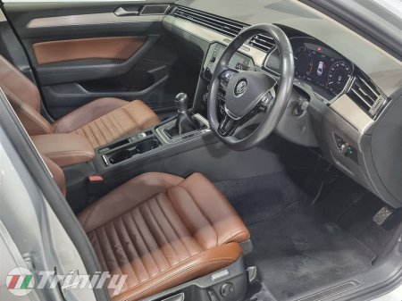 2018 Volkswagen Passat 1.6 TDI 120HP Highline thumbnail