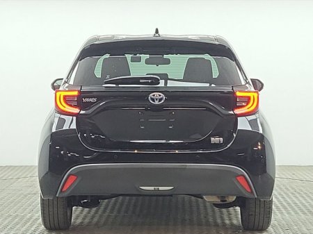 2021 Toyota Yaris - thumbnail 10