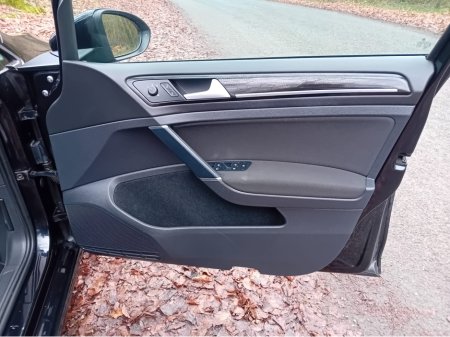 2016 Volkswagen Golf HIGHLINE 1.6 TDI MANUAL 5 SPEED 110HP 5DR @ REDDY 2 DRIVE LTD €13,850 thumbnail