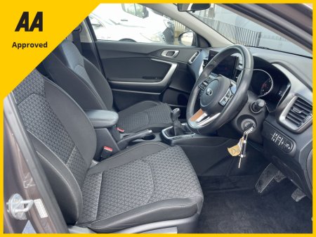 2021 Kia Ceed - thumbnail 7