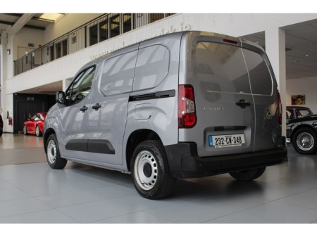 2023 Peugeot Partner - thumbnail 8