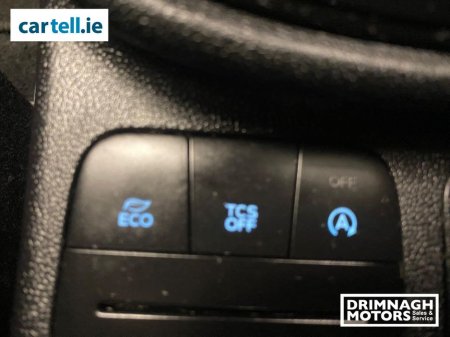 2018 Ford Fiesta Zetec 1.1 70PS 5M 4DR €12,950 thumbnail