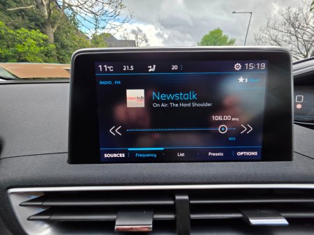 2018 Peugeot 3008 - thumbnail 14