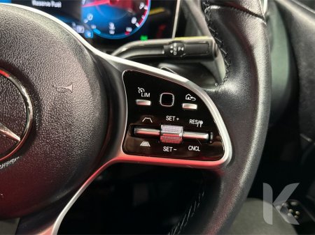 2019 Mercedes-Benz B Class B180 1.4 AUTOMATIC - HALF BLACK LEATHER - FACTORY ALLOY WHEELS - ELECTRIC/HEATED SEAT - REAR CAMERA €24,950 thumbnail