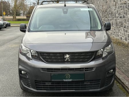 2019 Peugeot Partner PROF PLUS 1.6 HDI FSH €11,950 thumbnail