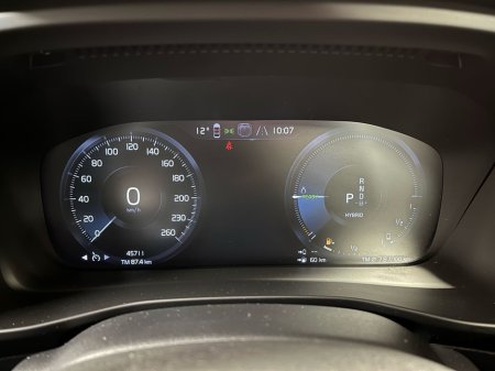 2022 Volvo XC40 - thumbnail 13