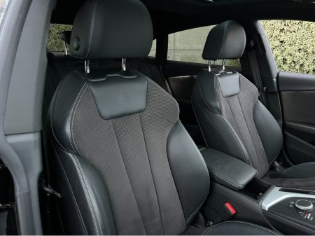 2019 Audi A5 S-LINE SPORTBACK 40 TFSI 190BHP //PANORAMIC GLASS ROOF//SAT NAV//CARPLAY//HEATED SEATS// €27,950 thumbnail