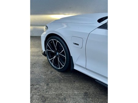 2022 BMW 3 Series  €32,995 thumbnail