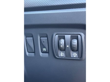 2016 Renault Captur - thumbnail 29