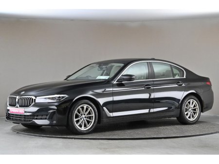 2021 BMW 5 Series - thumbnail 4