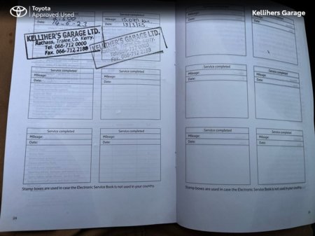 2022 Toyota Aygo X 1.0 DESIGN BITONE €16,450 thumbnail