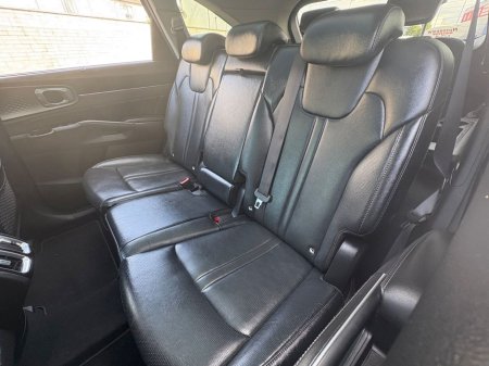 2025 Kia Sorento - thumbnail 17