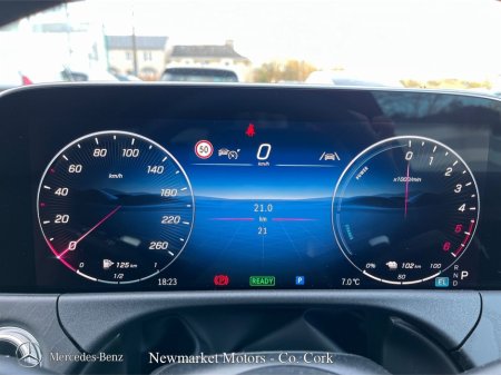 2025 Mercedes-Benz E Class - thumbnail 18