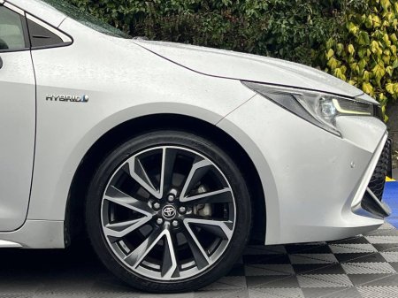 2018 Toyota Corolla - thumbnail 9