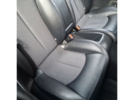 2006 Mercedes-Benz CLK Class CLK 200 K Avantgarde A/T €6,950 thumbnail