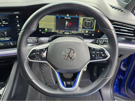 2023 Volkswagen Touareg 3.0TSI V6 R-LINE 462BHP 5DR LAPIZ BLUE +MAXTON KIT STUNNING! €67,950 thumbnail