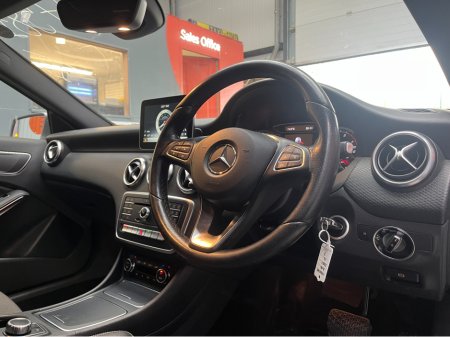 2017 Mercedes-Benz A Class €16950! 2017 MERCEDES-BENZ A180 STYLE 1.6 AUTOMATIC / CRUISE CONTROL / REVERSE CAMERA / ELECTRIC MEMORY & HEATED SEATS AND MORE €16,950 thumbnail