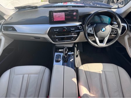 2022 BMW 5 Series 530E ESTATE SE AUTO HYBRID 292BHP // CREAM LEATHER INTERIOR €29,950